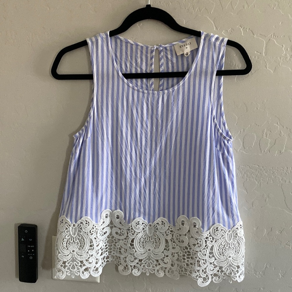 EVERLY Sleeveless Pinstripe w/ Lace Blouse Size M